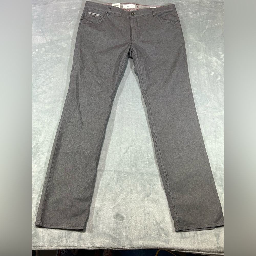 NWT Men’s Brax Hi-Flex Modern Fit Chino pants- gray- 38/34